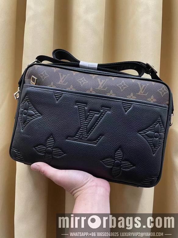 1:1 Louis Vuitton Bags 997-4 32X22X7cm WP 2colour