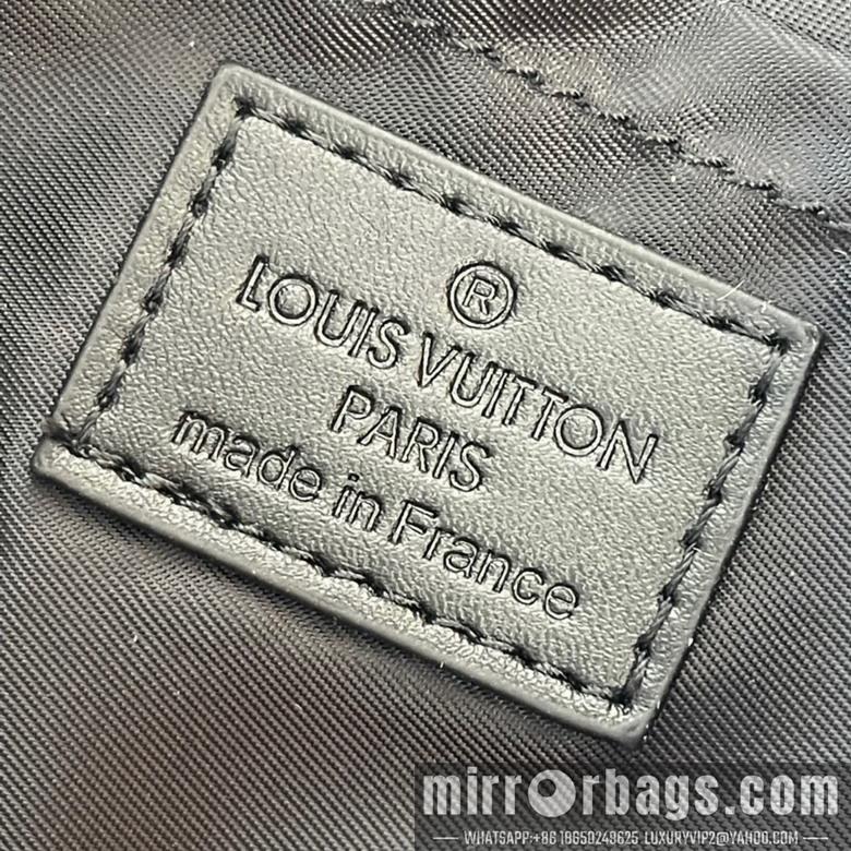 1:1 Louis Vuitton Bags Voyager M25121 33x22.5x11cm ss