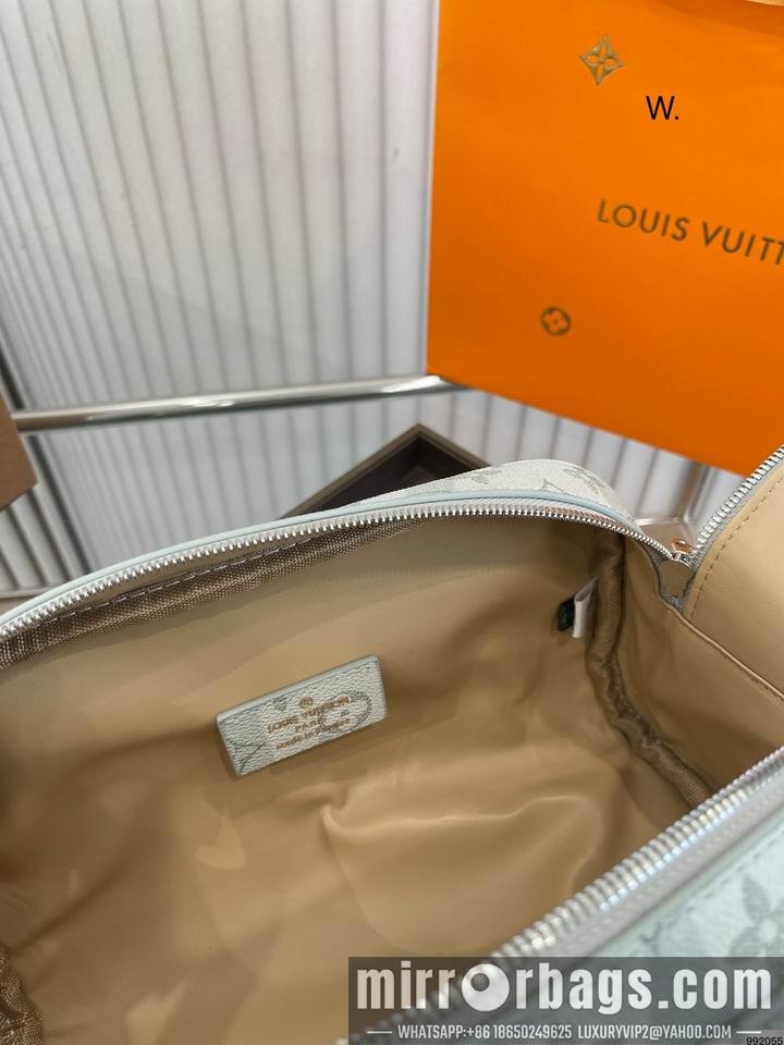 1:1 Louis Vuitton Bags 25X14cm 061303 DN