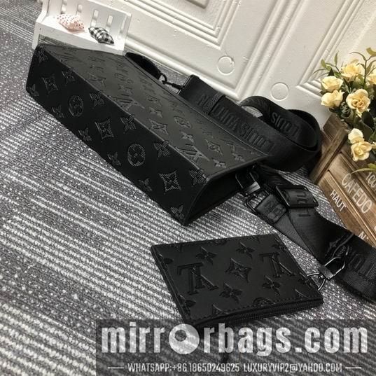 1:1 Louis Vuitton Bags Pochette Voyage M81115 22x14.5x4.5cm cs