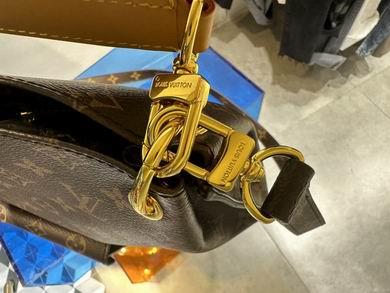 1:1 Louis Vuitton Bags M40781 32X36X14cm XM