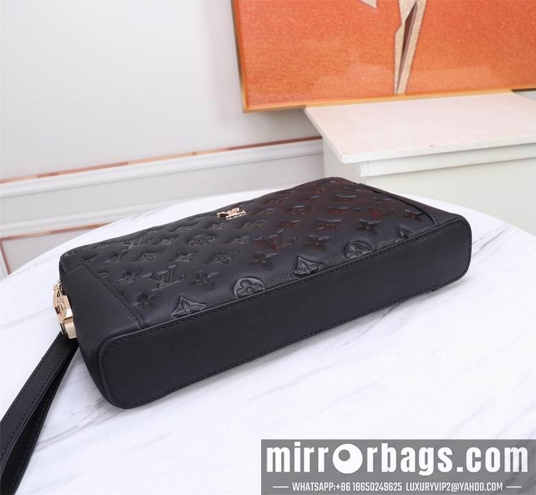 1:1 Louis Vuitton Bags 8302-4 28X18X3.5cm WP-1