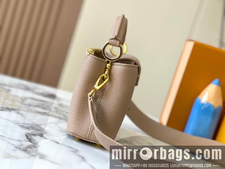 1:1 Louis Vuitton Bags Capucines M23765 21x14x8cm ss