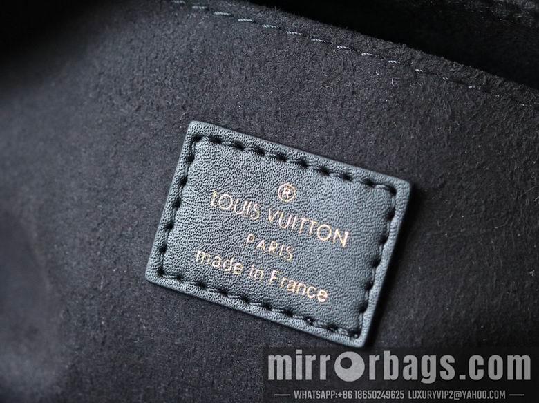 1:1 Louis Vuitton Bags M23640 25X13X10cm