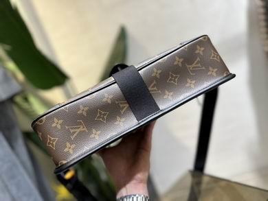1:1 Louis Vuitton Bags M46328 35X24X8cm XM