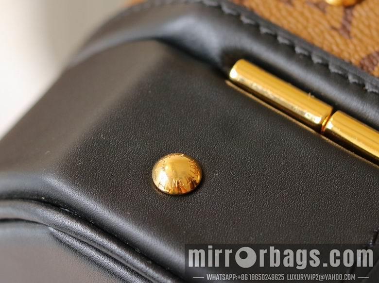 1:1 Louis Vuitton Bags M43510 17.5X16.5X7.5cm