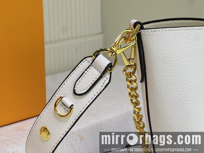 1:1 Louis Vuitton Bags M24006 20x20x12cm ss2