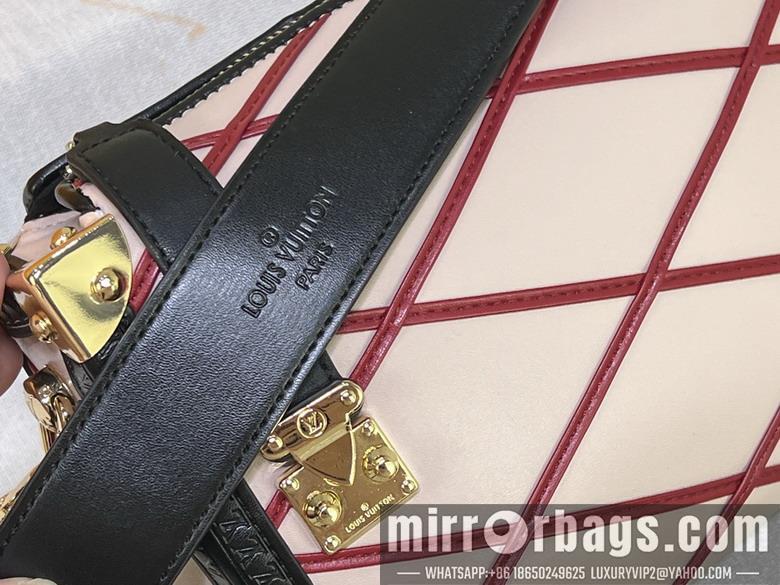 1:1 Louis Vuitton Bags Side Trunk M24403 M46358 21x14x6cm ss