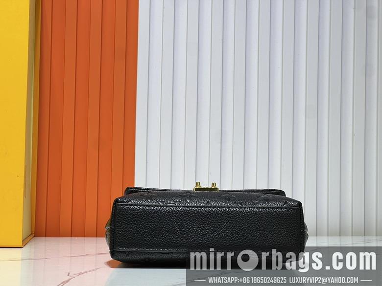1:1 Louis Vuitton Bags M12145 19x11x6cm ss
