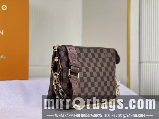 1:1 Louis Vuitton Bags Coussin M57790 M21773 26x20x12cm ss