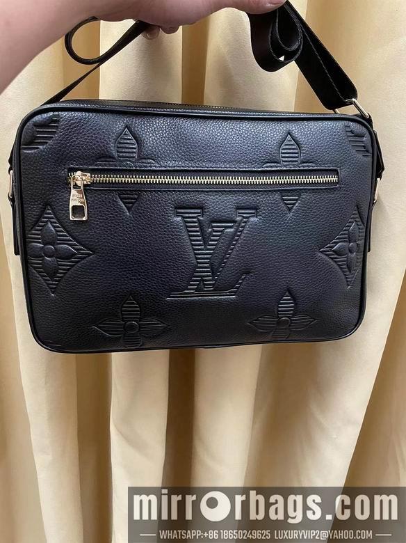 1:1 Louis Vuitton Bags 997-4 32X22X7cm WP 2colour