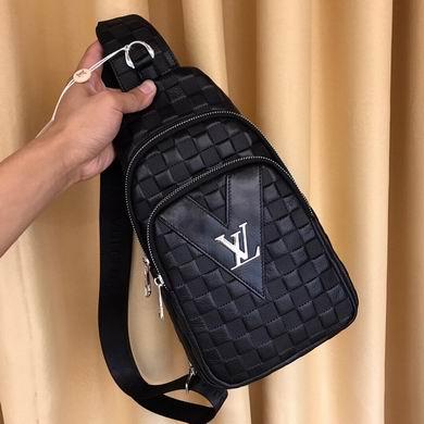 1:1 Louis Vuitton Bags 530-4 30X18X7cm XM