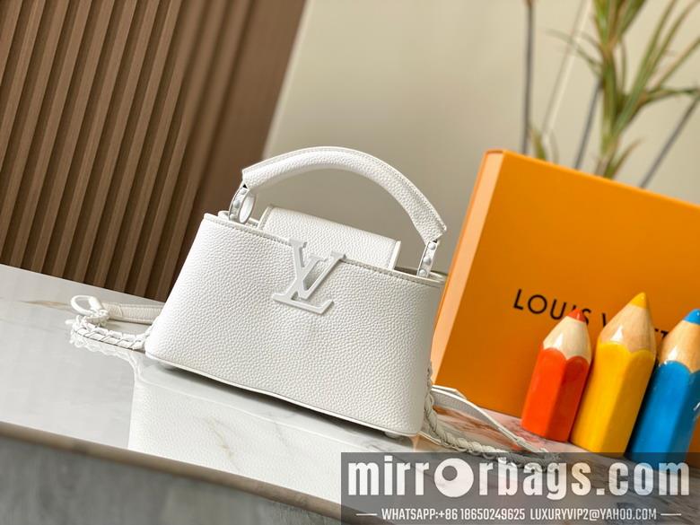 1:1 Louis Vuitton Bags Cap M23947 22x12x8cm ss