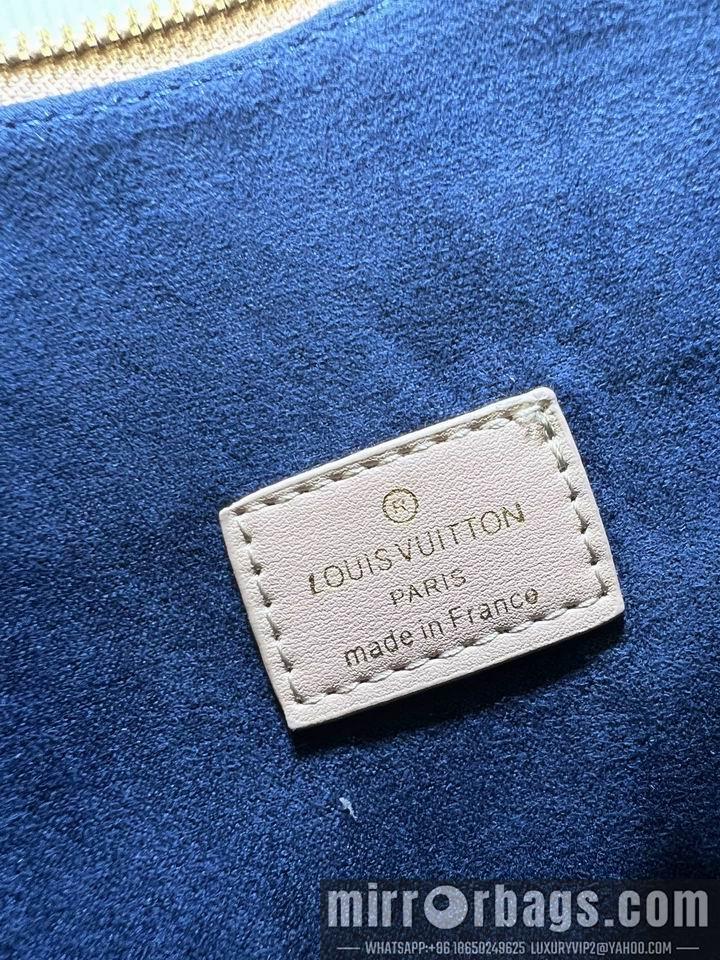 1:1 Louis Vuitton Bags Coussin M57782 M21209 26x20x12cm cs1