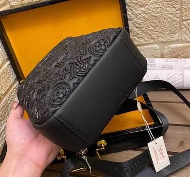 1:1 Louis Vuitton Bags 2341-4 32X18X8cm XM