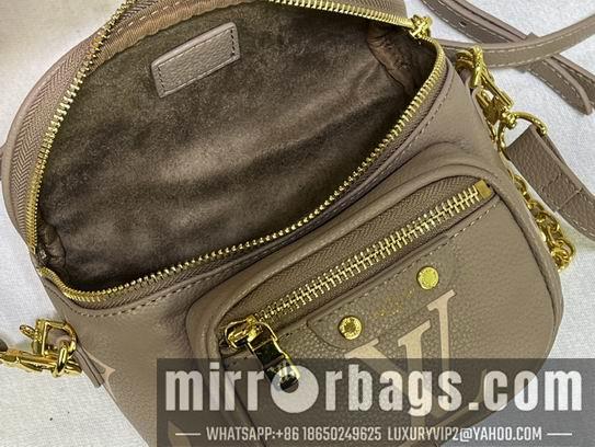 1:1 Louis Vuitton Bags Bumbag M82208 17x12x9.5cm ss