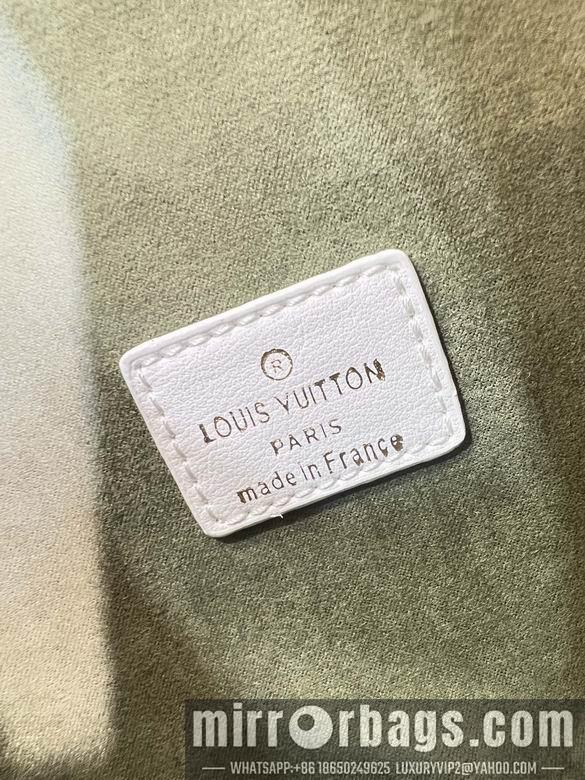1:1 Louis Vuitton Bags Coussion M59598 21X16X7 ss
