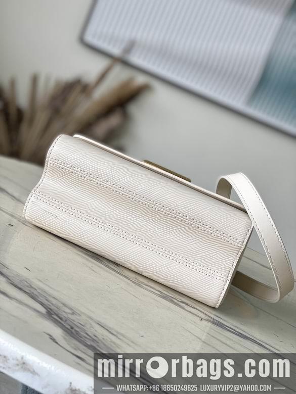 1:1 Louis Vuitton Bags M22774 19X15X9cm DN