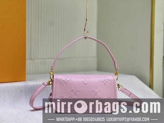1:1 Louis Vuitton Bags Diane M83300 M45985 19x10.5x6cm ss