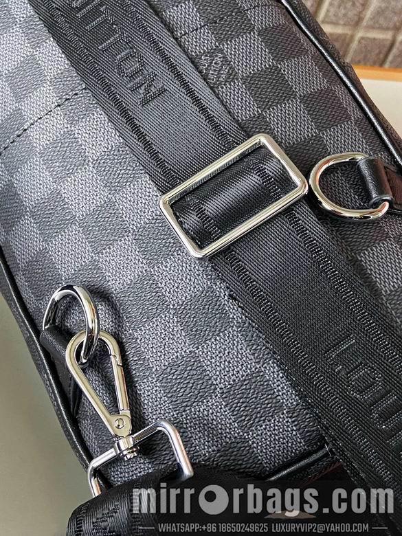 1:1 Louis Vuitton Bags 8656 16X28X7.5cm XM 4colour