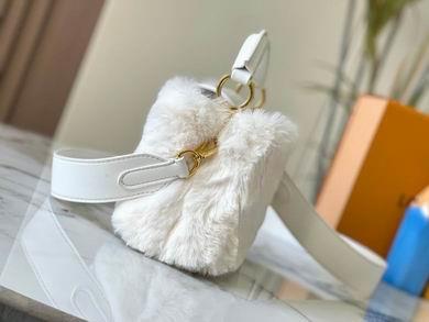 1:1 Louis Vuitton Bags Capucines M22387水貂毛21x14x8cm ss
