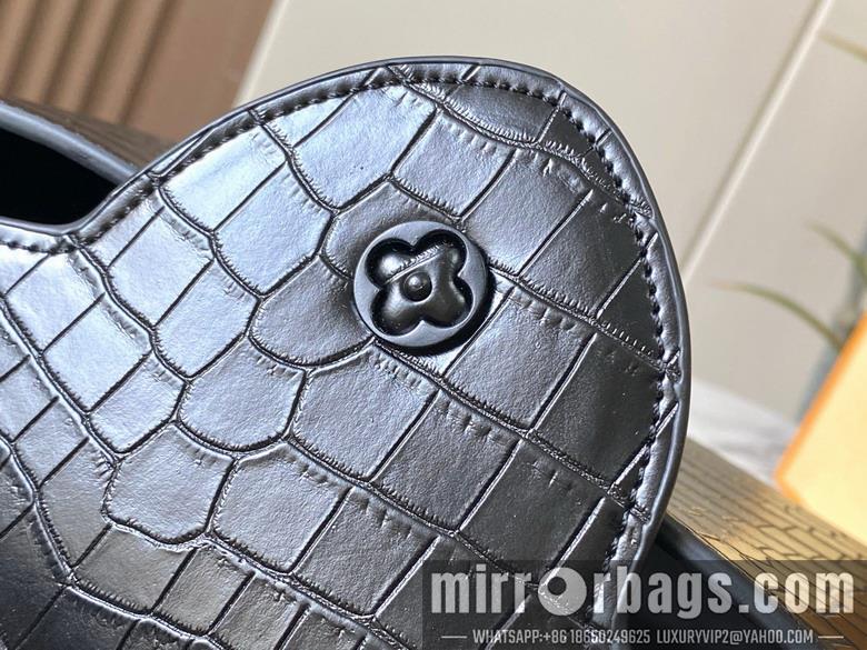 1:1 Louis Vuitton Bags Cap M23978 33x19x9cm ss1