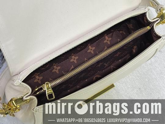 1:1 Louis Vuitton Bags Dauphine M25050 24x17x9cm ss1