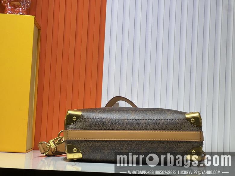 1:1 Louis Vuitton Bags East West M11536 29x17.5x10cm ss
