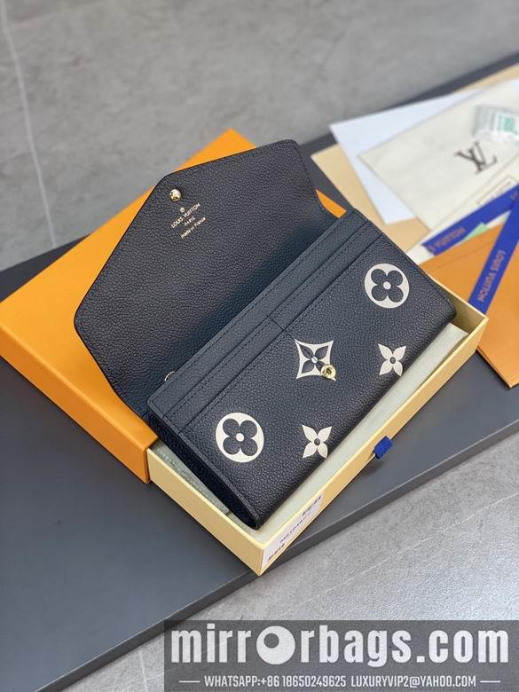 1:1 Louis Vuitton Bags M81049 19.5X10.5X2.5cm YG 2colour