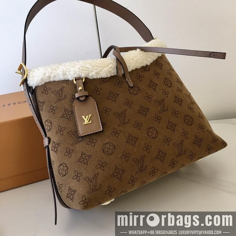 1:1 Louis Vuitton Bags M11843 M46203 29X12X24cm XMY 4colour