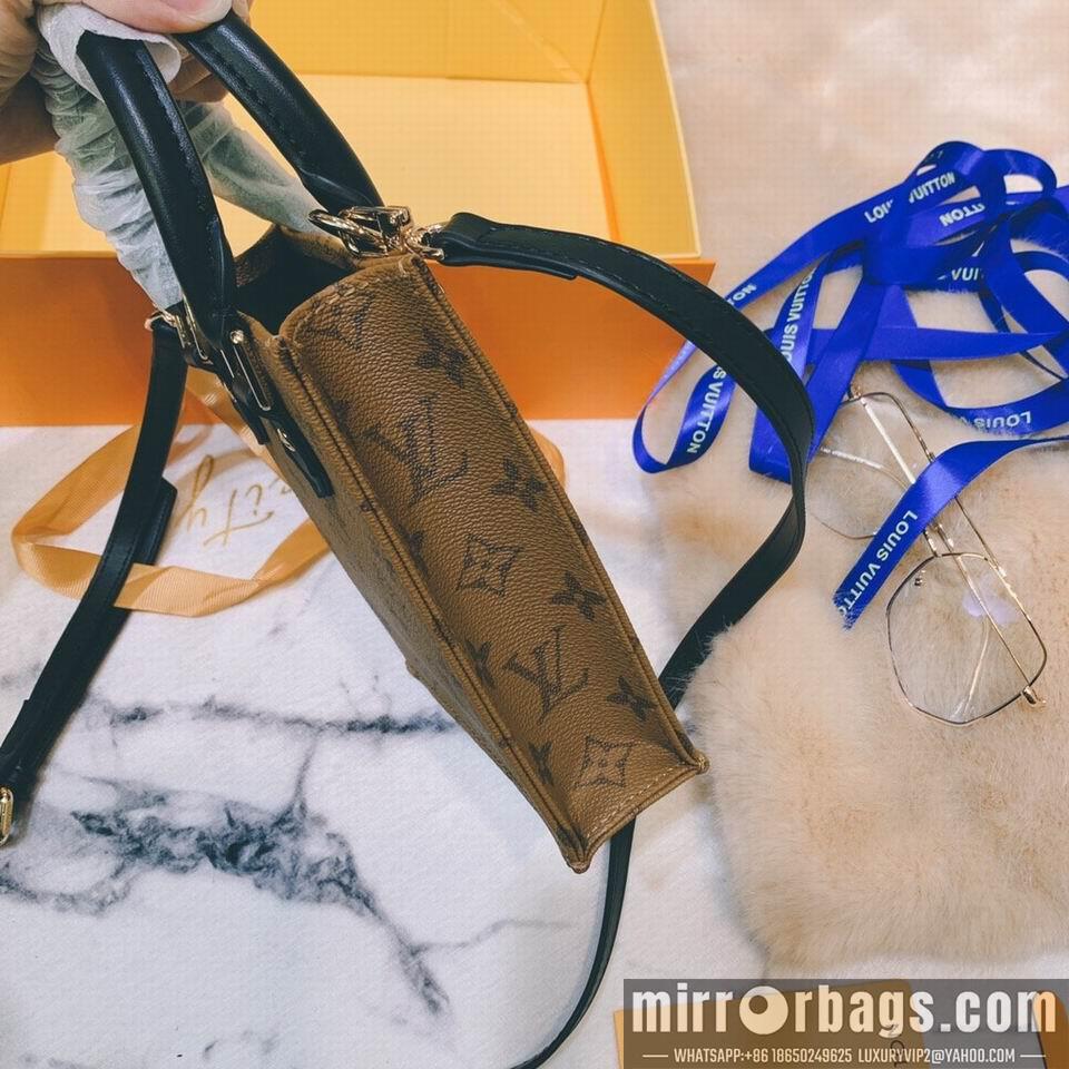 1:1 Louis Vuitton Bags Petit Sac Plat M69846 ss