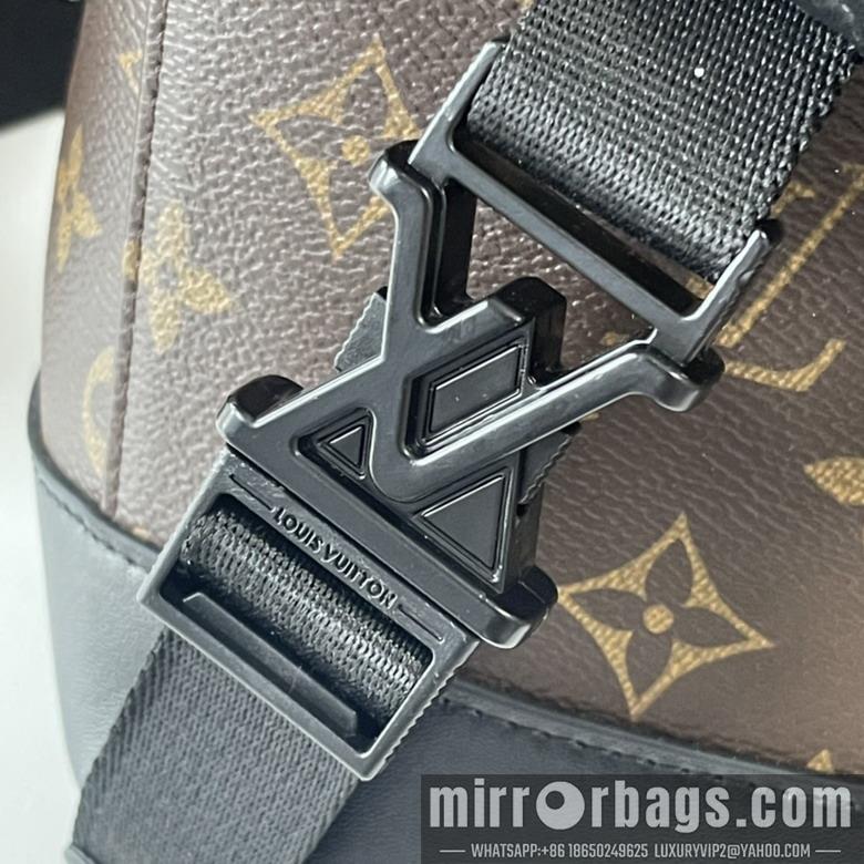 1:1 Louis Vuitton Bags Voyager M12517 33x22.5x11cm ss1