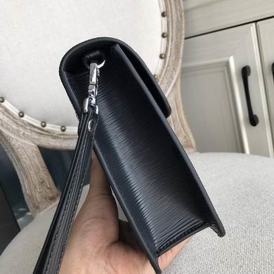 1:1 Louis Vuitton Bags 8238-5L1 27X18X6.5cm XM