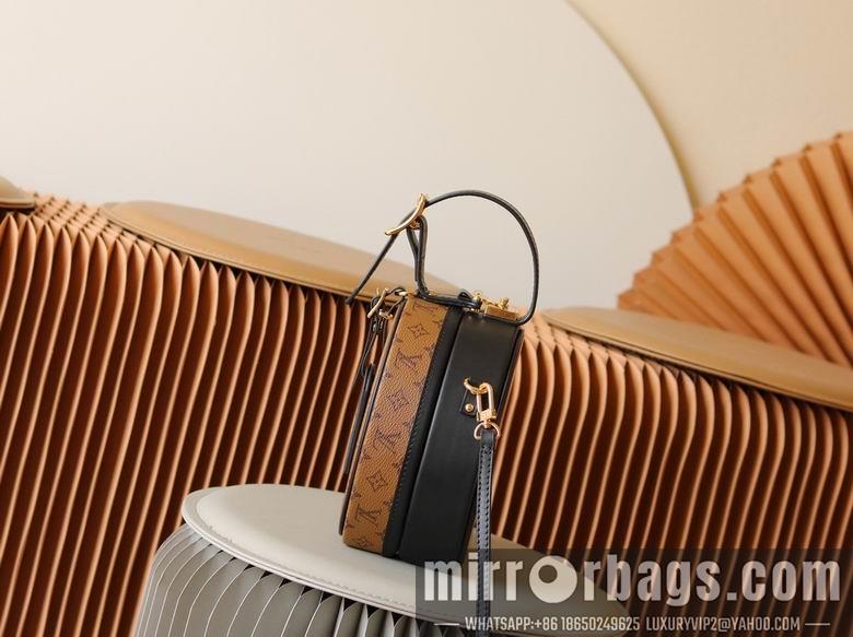 1:1 Louis Vuitton Bags M43510 17.5X16.5X7.5cm
