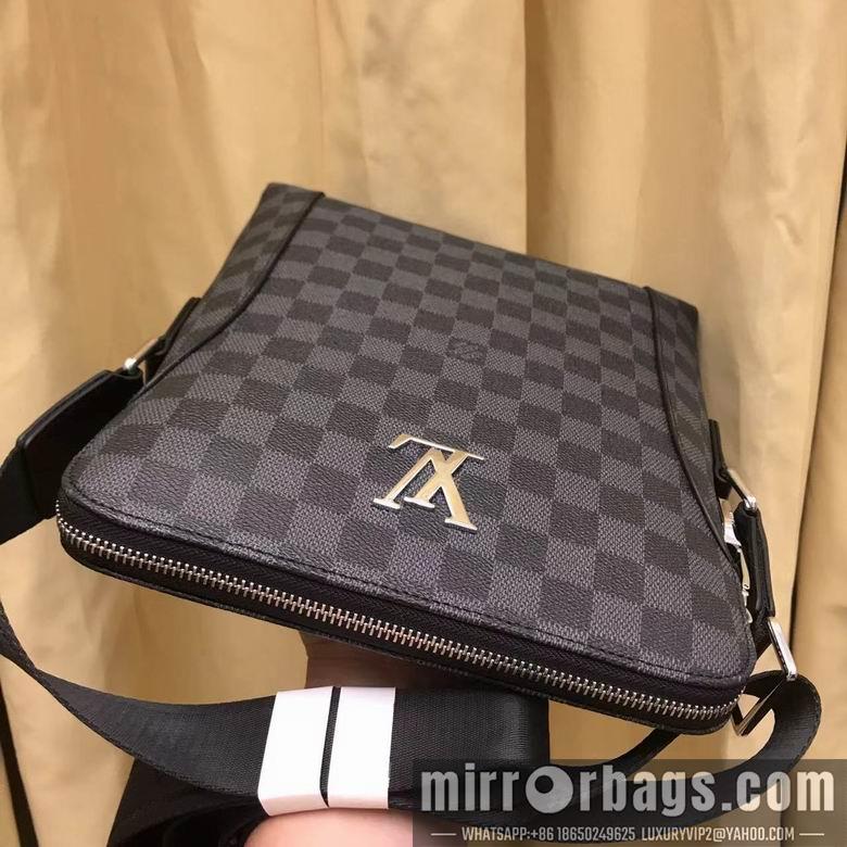 1:1 Louis Vuitton Bags 9024-3 29X24X5cm WP 3colour