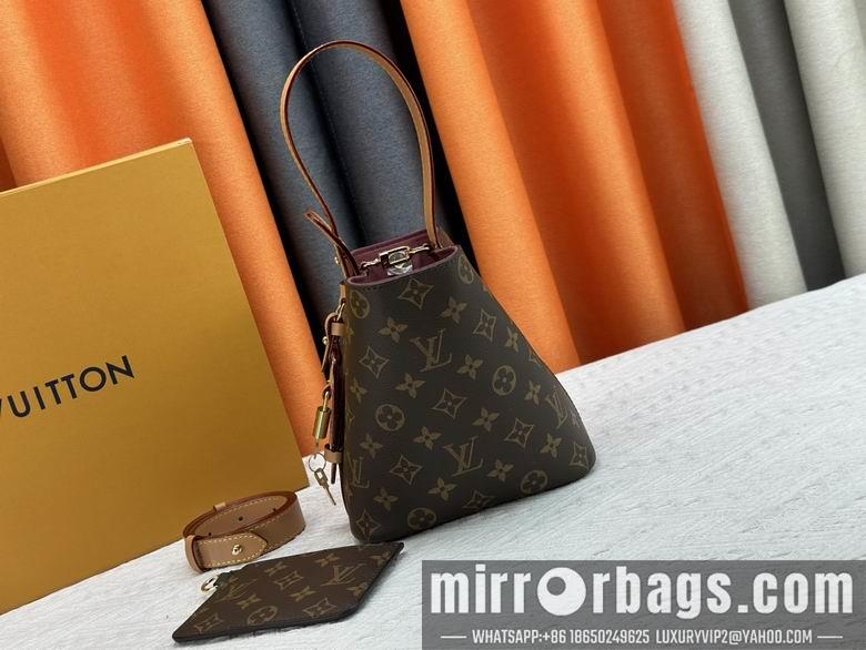 1:1 Louis Vuitton Bags M12925 M13661 16X12X18cm XMY