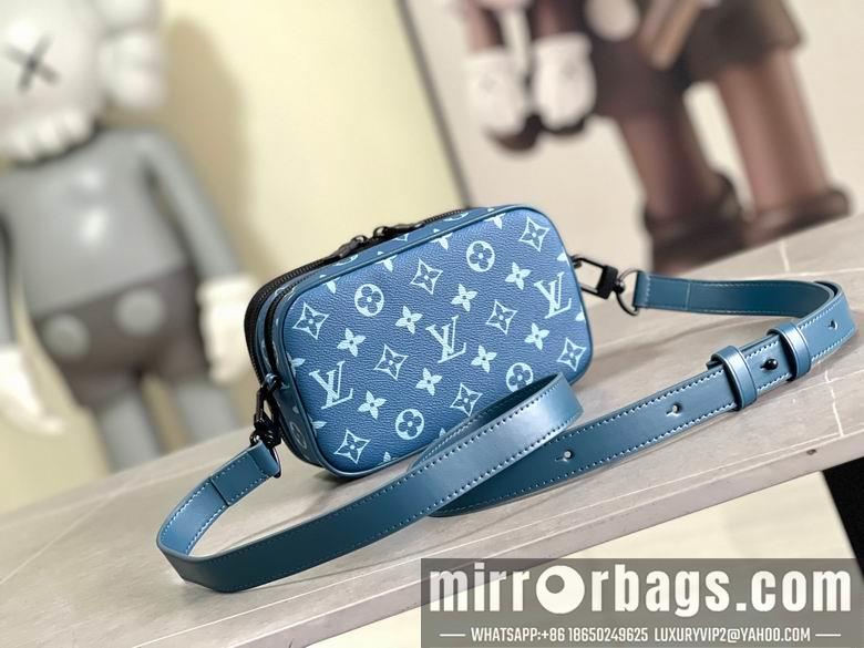 1:1 Louis Vuitton Bags M82801 11X18.5X6.5cm XM