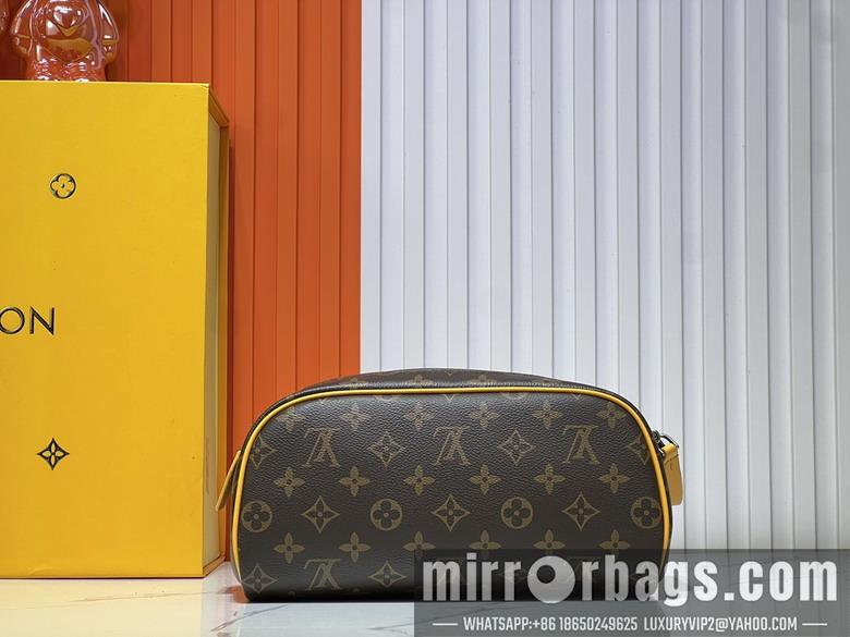 1:1 Louis Vuitton Bags Dopp Kit M11482 28x15x16.5cm ss