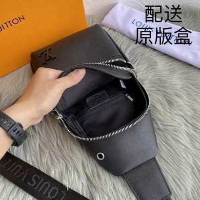 1:1 Louis Vuitton Bags 1047 30X17X5cm SC