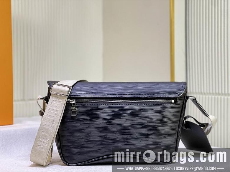 1:1 Louis Vuitton Bags Montsouris M23097 34x19x11cm ss