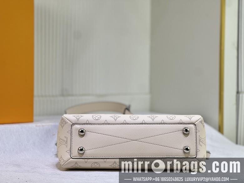 1:1 Louis Vuitton Bags CarryAll M24255 29x18x13cm ss1