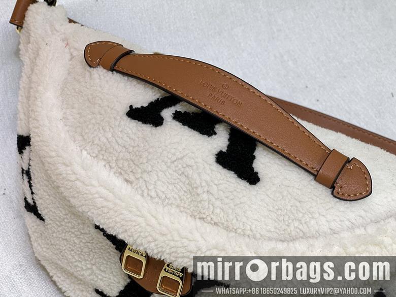 1:1 Louis Vuitton Bags Bumbag M43644 37x14x13cm ss1