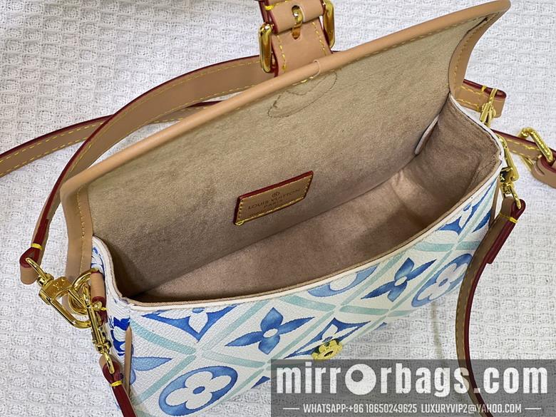 1:1 Louis Vuitton Bags Pool M83300 19x10.5x6cm ss1