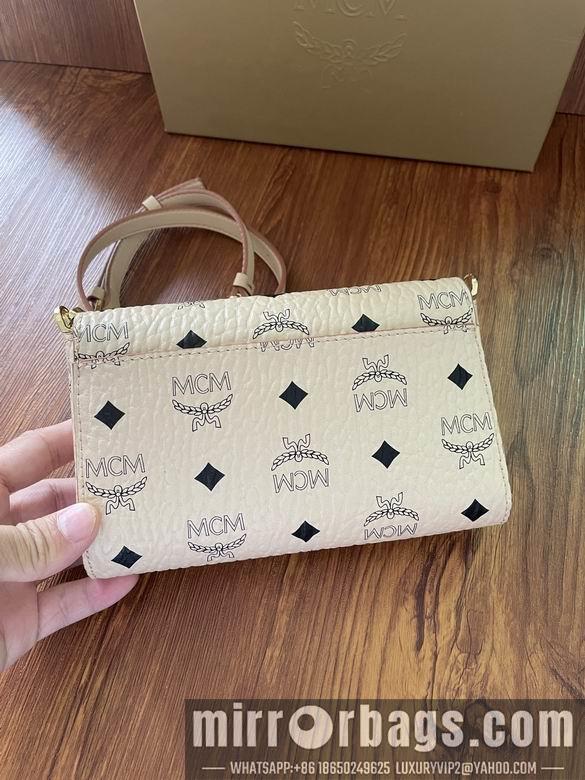 MCM Replica Bags 20534 trumpet DY 1