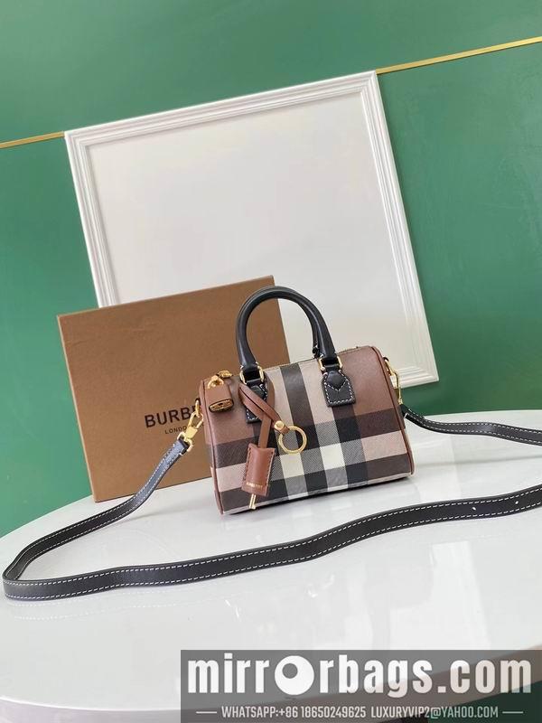 Burberry Replica Bags Burberry 8372 18.5x11x12cm  ww