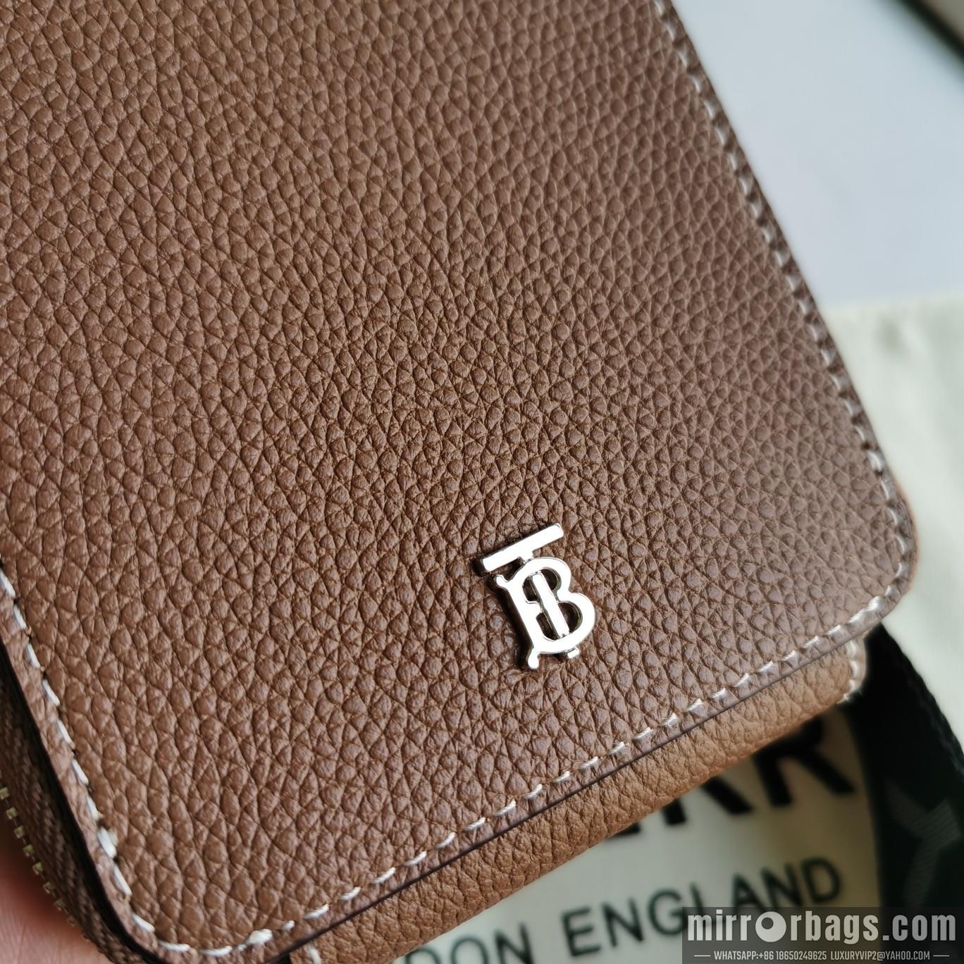 Burberry Replica Bags 80301921 10x25x18cm cn 01