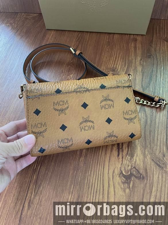 MCM Replica Bags 20534 trumpet DY 4