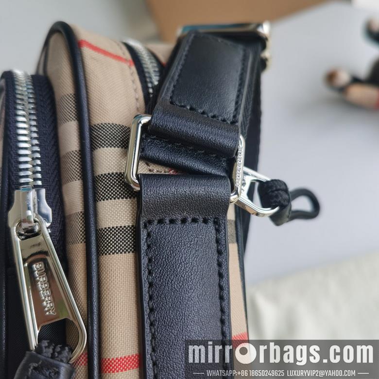 Burberry Replica Bags 80233811 17X5.5X22cm XM