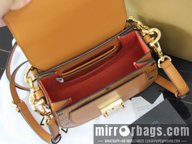 MCM Replica Bags 10219 18x18x7cm DY 2