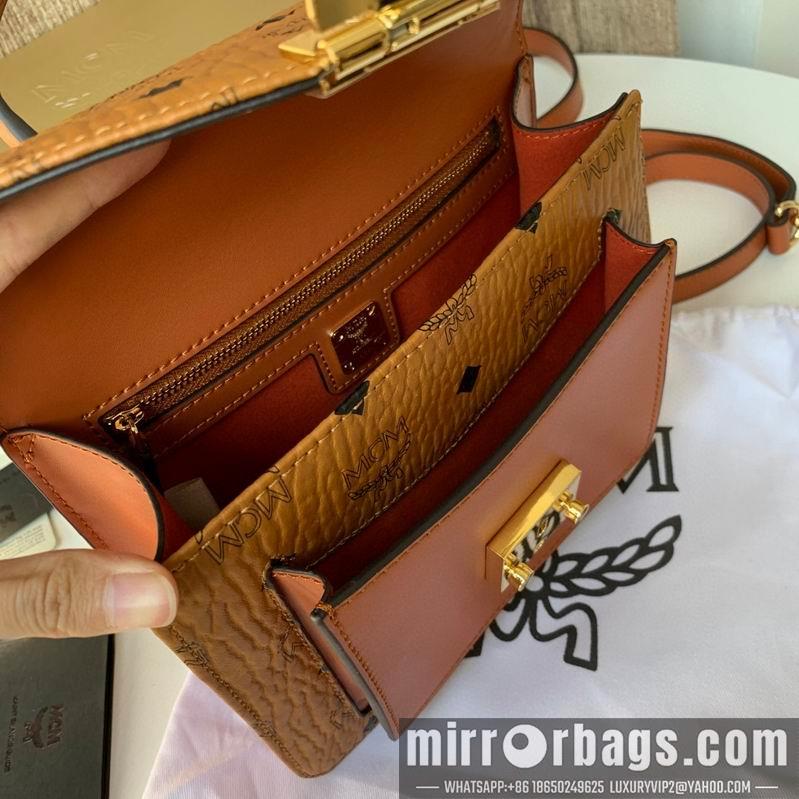 MCM Replica Bags MCM 17x21x8  27x19.5x11 dy2